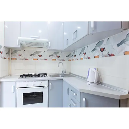 Apartment On Naukova Kharkiv Exterior photo