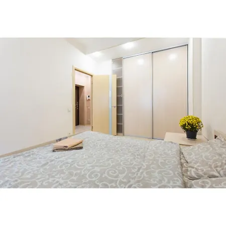 Apartment On Naukova Kharkiv Exterior photo