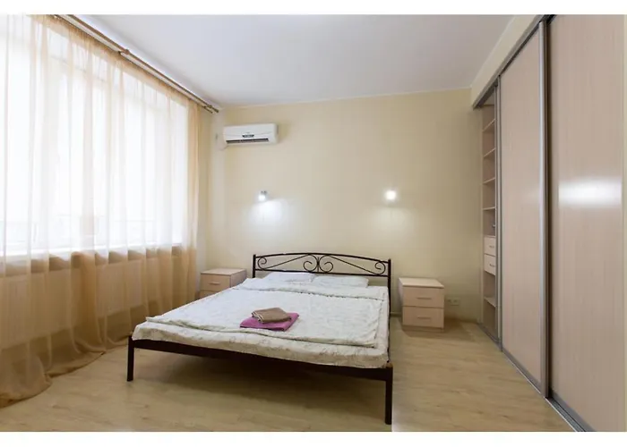 Apartment On Naukova