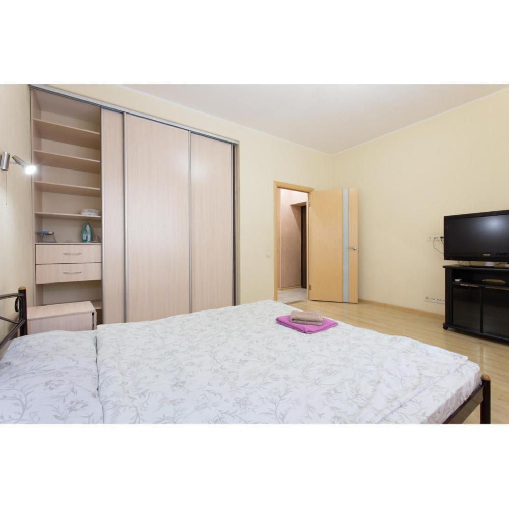 On Naukova Apartment Kharkiv