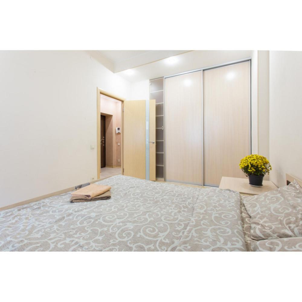 On Naukova Apartment Kharkiv